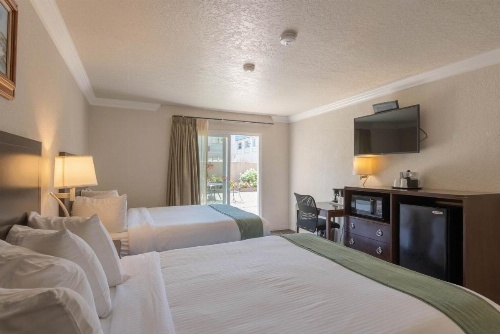 Cannery Row Inn image 19