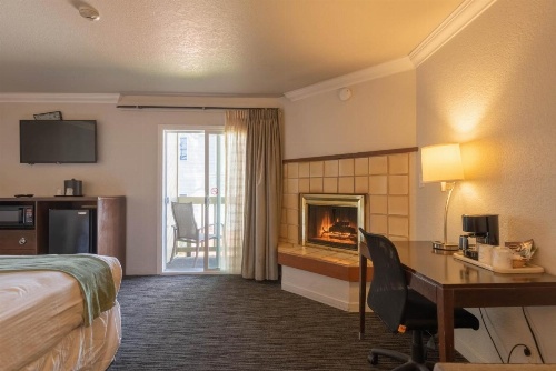 Cannery Row Inn image 27