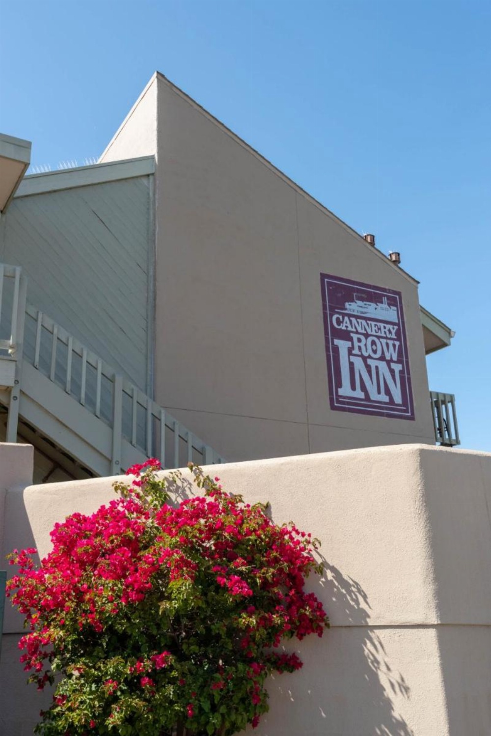 Cannery Row Inn