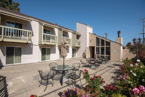 Cannery Row Inn image 9